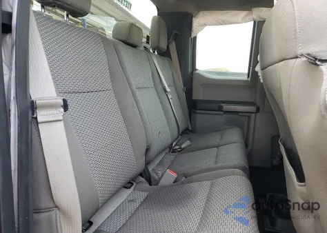 2017 Ford F150 Super Cab z USA, uszkodzony, nr VIN 1FTEX1CF2HFB61353